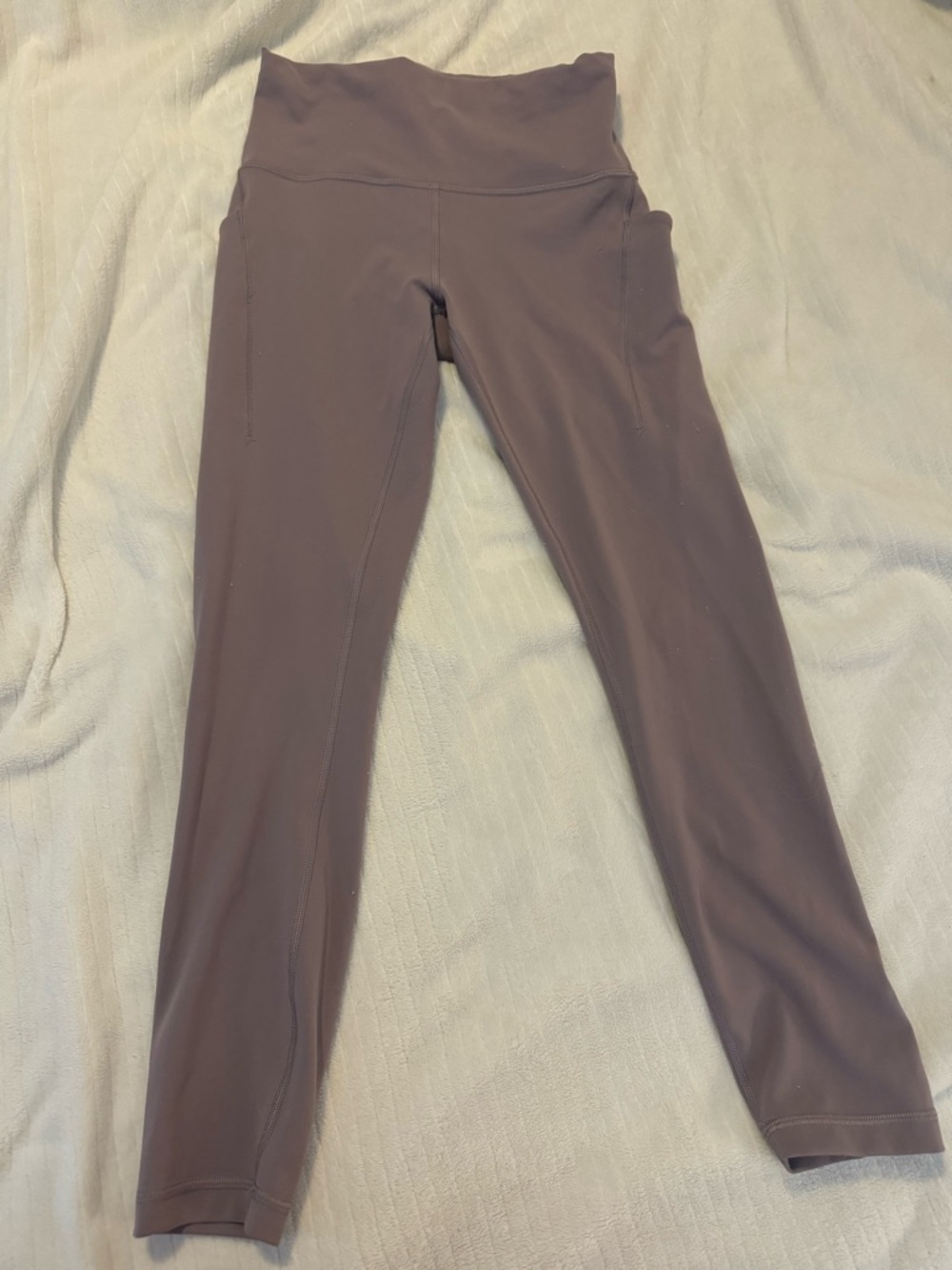 Lululemon Wunder Train High-Rise Tight with Pockets Size 6